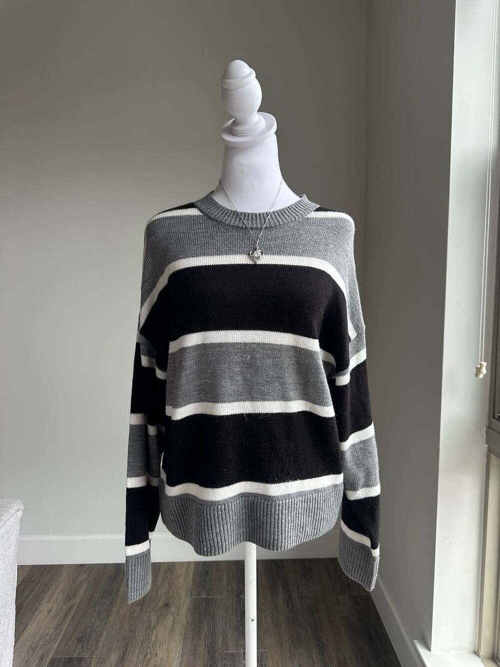 H&M Divided Striped Knit Pullover Sweater Size XS Gray Black White